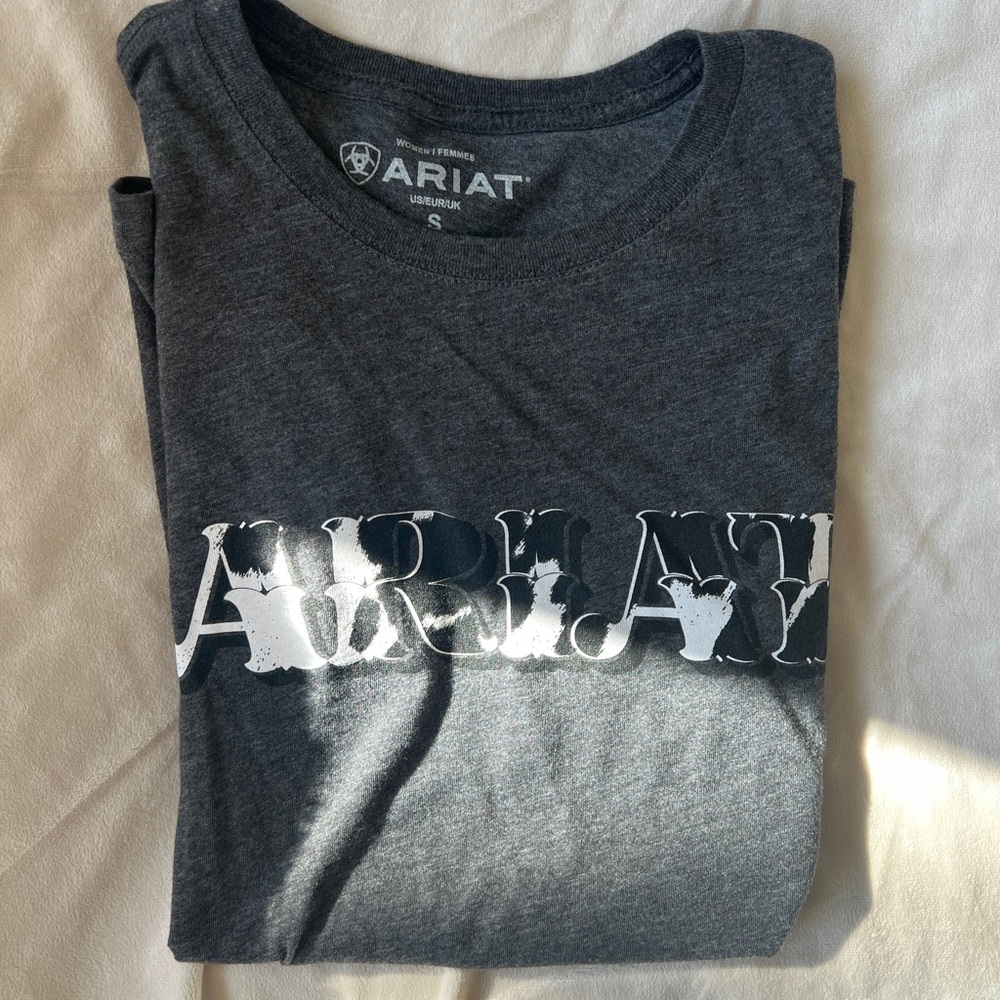 Ariat cow print tee shirt size small women’s